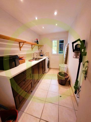 Maison à SAINT BONNET SUR GIRONDE (17150)