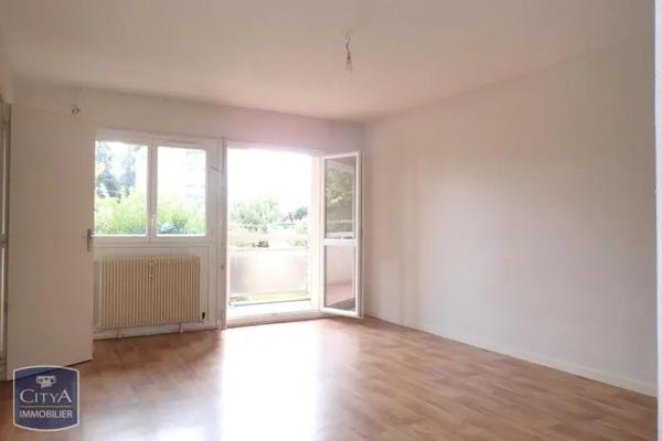 Appartement à louer 3 pièces 66.97m² Chambéry (73000)