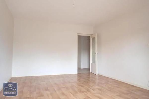 Appartement à louer 3 pièces 66.97m² Chambéry (73000)