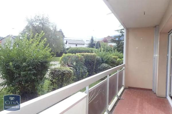 Appartement à louer 3 pièces 66.97m² Chambéry (73000)