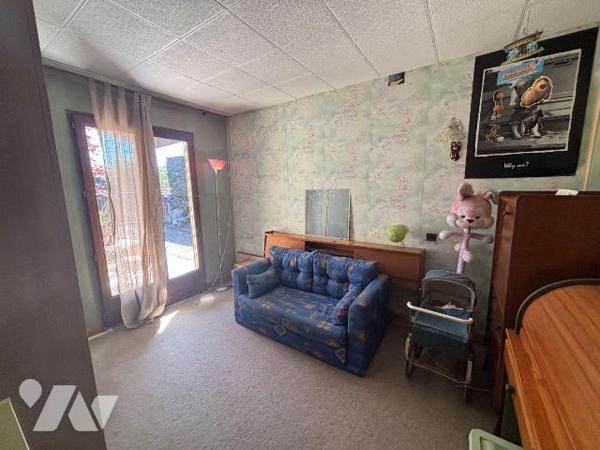 A VENDRE, Gironde, proche Bordeaux, BLANQUEFORT proche centre et secteur calme, sur un terrain ...