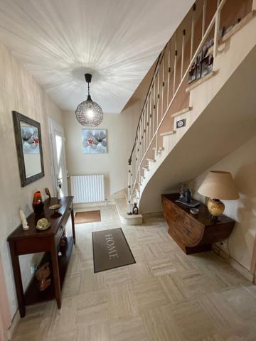 Maison à PLUNERET, 56400 - 7 pièces 128m²