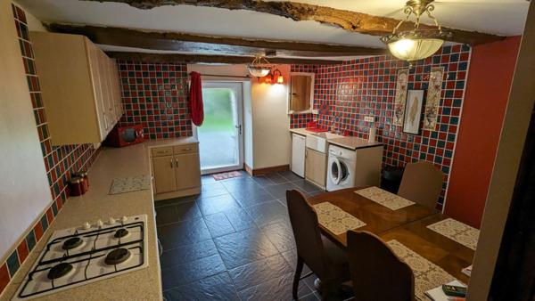 Maison spacieuse en campagne avec 2 gîtes