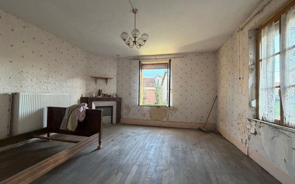 Maison à vendre    4 pièces •  Villotte-devant-Louppy