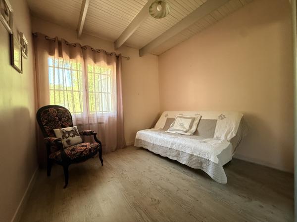 Maison
         5 pièces
        - 130 m² Exclusivité 480 000 € *