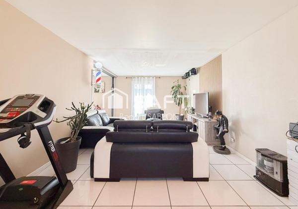 Maison 150m², grand séjour, 4 chambres et sous-sol