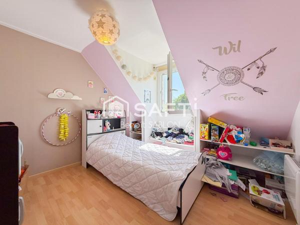 Maison 150m², grand séjour, 4 chambres et sous-sol