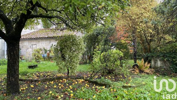 Maison à vendre 7 pièces 141 m² Saint-Même-les-Carrières