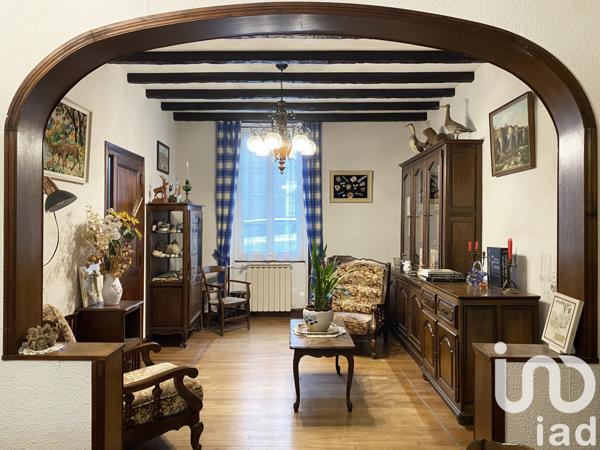 Maison à vendre 7 pièces 141 m² Saint-Même-les-Carrières