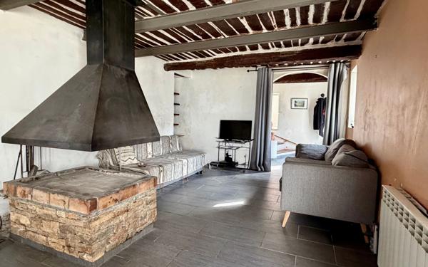 Maison à vendre    5 pièces •  Six-Fours-les-Plages