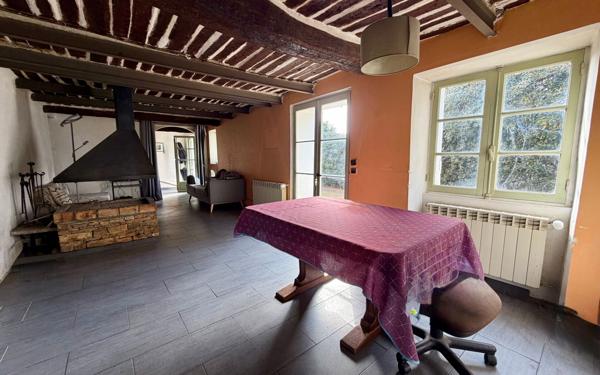 Maison à vendre    5 pièces •  Six-Fours-les-Plages