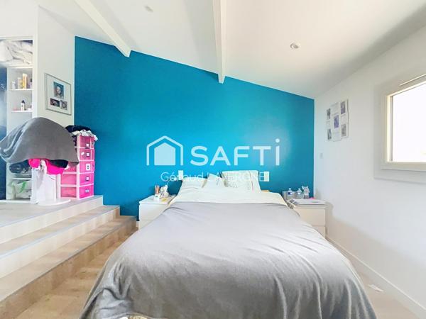 Superbe maison rénovée avec piscine et dépendance