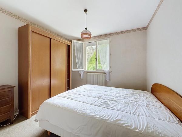 CHAMBRAY-LÈS-TOURS – FONTAINE BLANCHE – MAISON FAMILIALE À RÉINVENTER SUR PLUS DE 500 M²