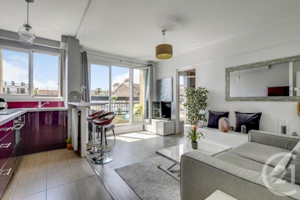 Appartement F2 à vendre  2 pièces - 36 m 2   PARIS  - 75020