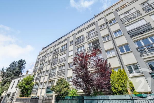 Appartement F2 à vendre  2 pièces - 36 m 2   PARIS  - 75020