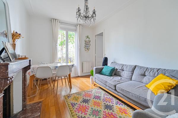Appartement F2 à vendre  2 pièces - 36 m 2   PARIS  - 75020