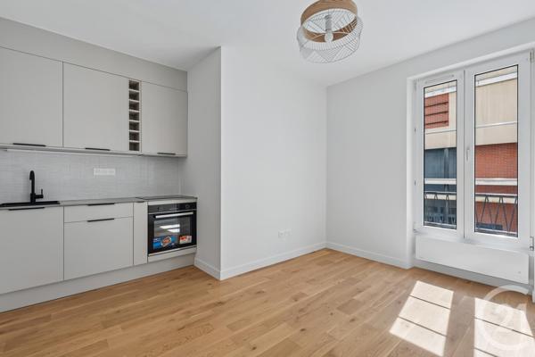 Appartement F2 à vendre  2 pièces - 36 m 2   PARIS  - 75020
