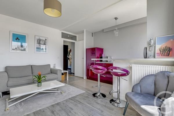 Appartement F2 à vendre  2 pièces - 36 m 2   PARIS  - 75020