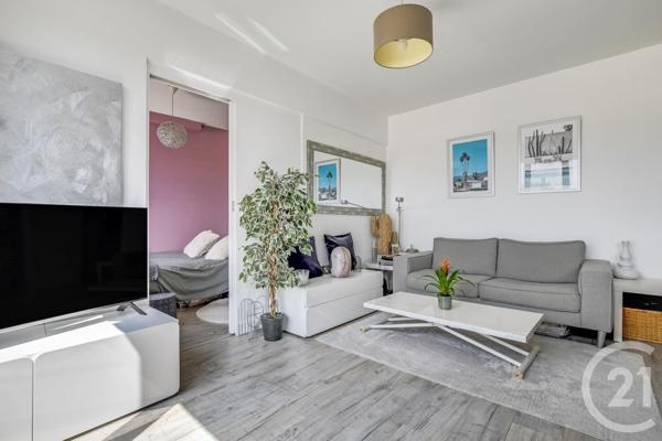 Appartement F2 à vendre  2 pièces - 36 m 2   PARIS  - 75020