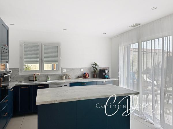Villa 4 chambres, garage attenant et piscine