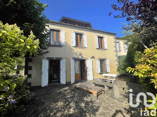 Maison à vendre 10 pièces 260 m² Volvic