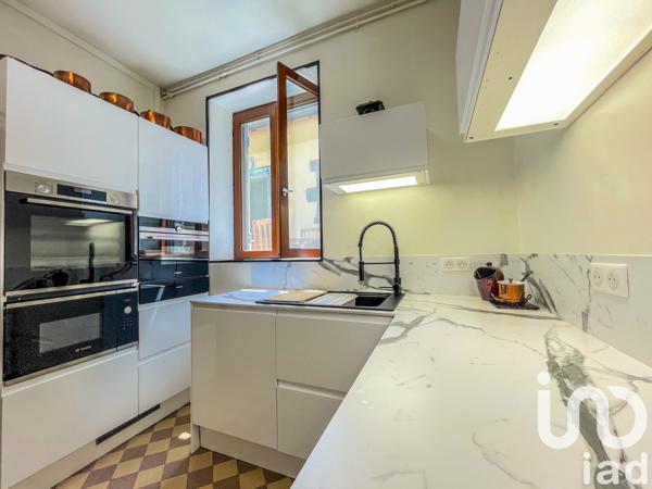 Maison à vendre 10 pièces 260 m² Volvic