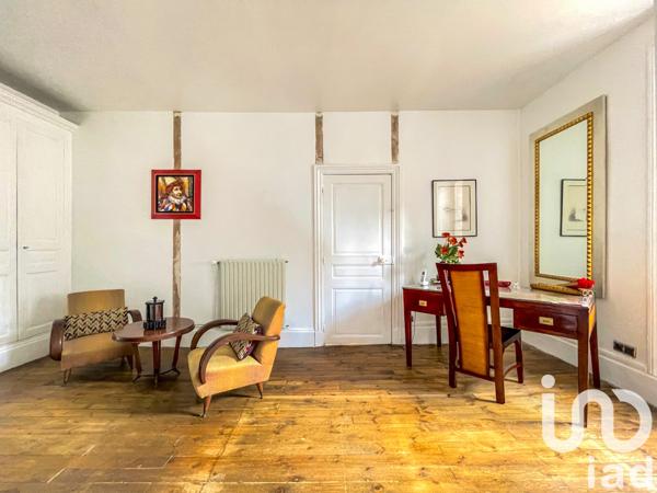 Maison à vendre 10 pièces 260 m² Volvic