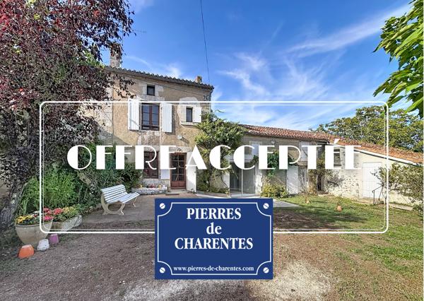 SECTEUR LA ROCHEFOUCAULD Jolie maison de campagne avec 2 granges et jardin