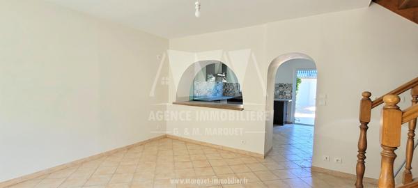 ANGOULEME - ISLE D'ESPAGNAC - AGREABLE MAISON AVEC TERRASSE, ESPACE JARDIN ET GARAGE