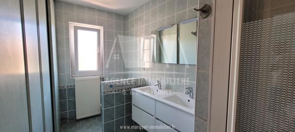 ANGOULEME - ISLE D'ESPAGNAC - AGREABLE MAISON AVEC TERRASSE, ESPACE JARDIN ET GARAGE