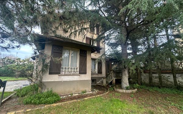 Maison à vendre    6 pièces • 192 m2 Saint-Maur-des-Fossés