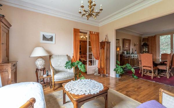 Maison à vendre    6 pièces • 192 m2 Saint-Maur-des-Fossés