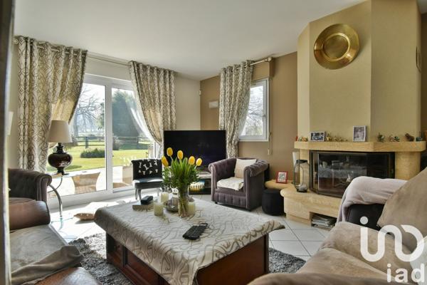 Maison 5 pièces de 145 m² à Blonville-sur-Mer (14910)