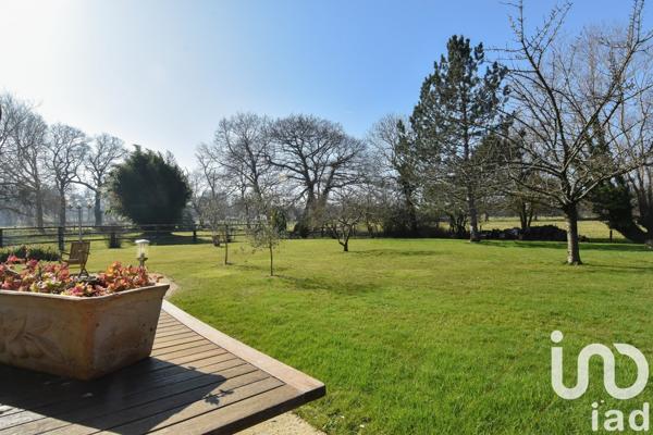 Maison 5 pièces de 145 m² à Blonville-sur-Mer (14910)