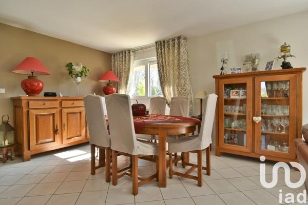 Maison 5 pièces de 145 m² à Blonville-sur-Mer (14910)