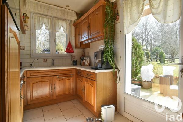 Maison 5 pièces de 145 m² à Blonville-sur-Mer (14910)