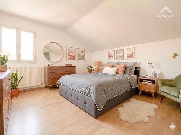 Saint-Genis-Pouilly (01630) Maison 5 Pièces 180 m2