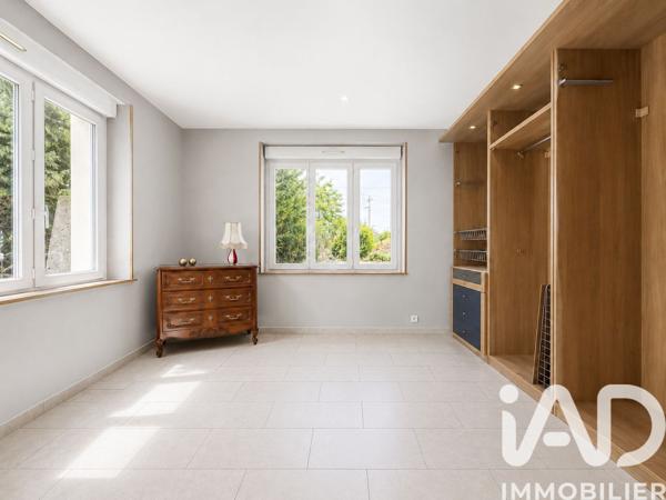 Maison à vendre 5 pièces 144 m² Maisons