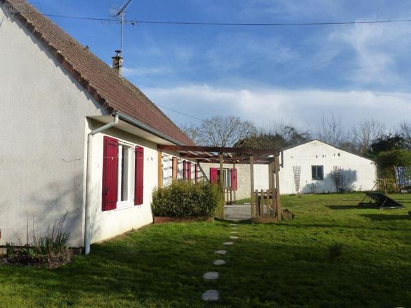 Maison à vendre à Thevet-Saint-Julien dans l'Indre (36400), ref : 2430