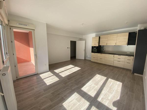 Appartement F2 dans résidence récente , Coulommiers Appartement F2 dans résidence récente , Coulommiers