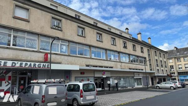 En exclusivité,  situé en plein centre ville de ST-LO appartement de 