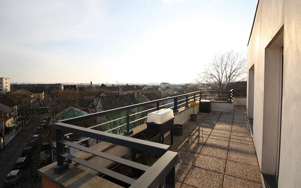 Appartement à vendre    4 pièces • 71,49 m2 Le Bourget