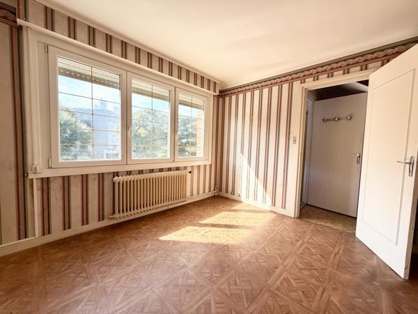 Maison 4 pièce(s) 3 chambre(s) 82 m²