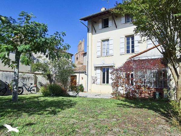 Maison à vendre |  Belpech |  7 pièces | 245 m²