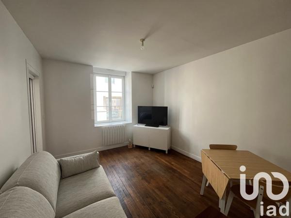 Location appartement 3 pièces 48 m² Granville
