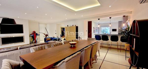 Maison contemporaine de standing – 378 m² – Gagny