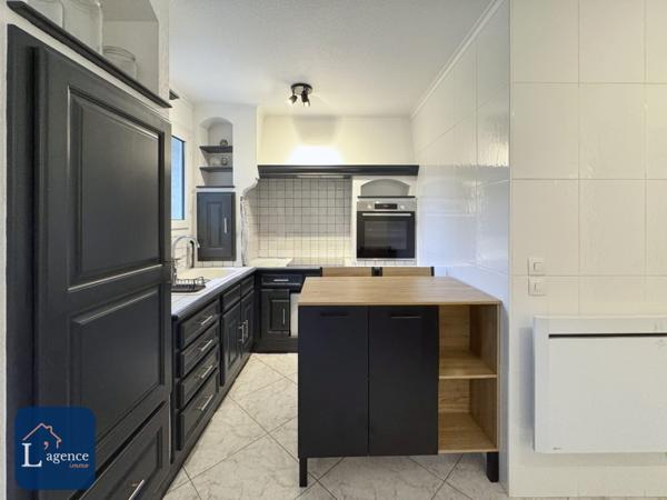 Appartement T2 de 35 m² en rez-de-jardin – Cave et place de parking privée