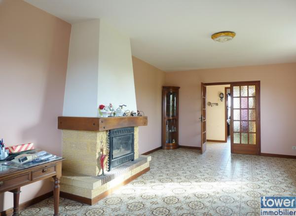 Maison
                                                                                                                                                                                                                                                                                                                        8 pièce(s)                                                                                                                                                                                                          4 chambre(s)                                                                                                                                                                                                          113  m²
