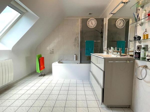 A trois km de Guérande sur un terrain de 815m², maison de 145m²