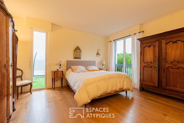 Vaste maison d’architecte avec piscine